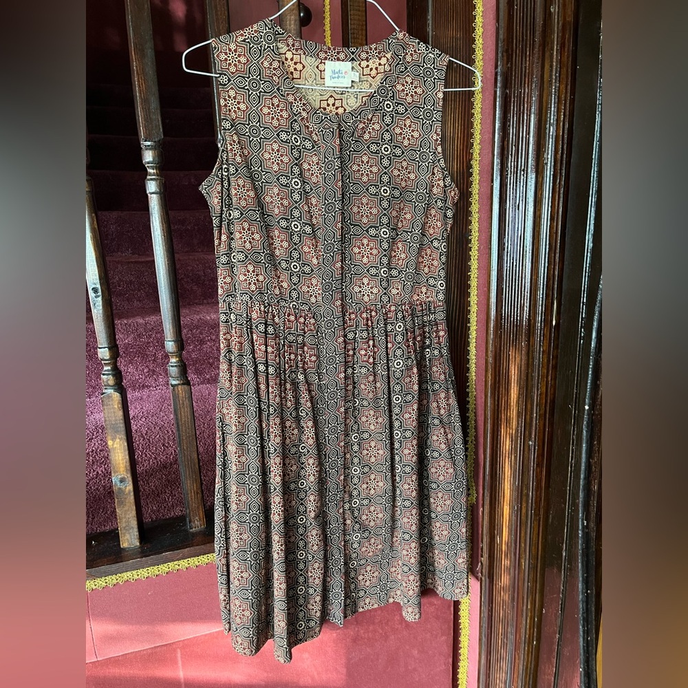 Mata Traders Geometric Print Midi Dress in Brown